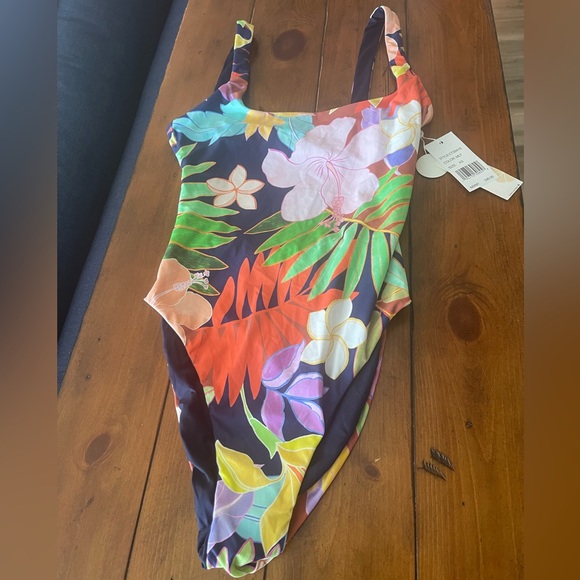 Floral one piece swimsuit by Citrus XS NWT - Picture 2 of 5
